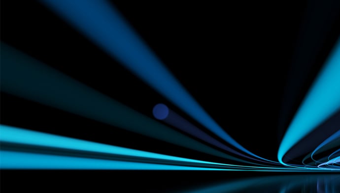 racing-light-streams-690x393